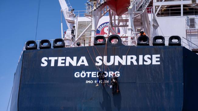 Baksidan på fartyget Stena Sunrise.